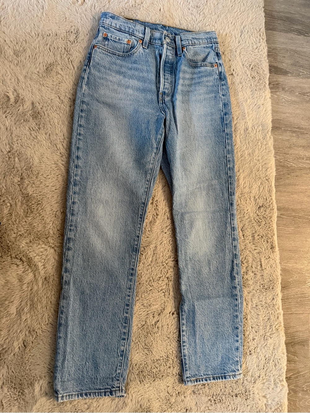 Levi's 501 straight jeans size 28
